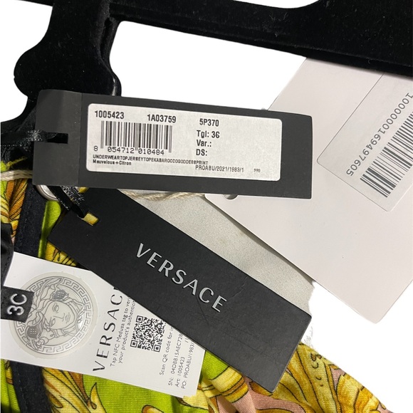 SOLD! Versace bra top size 34-36 C - Picture 7 of 7